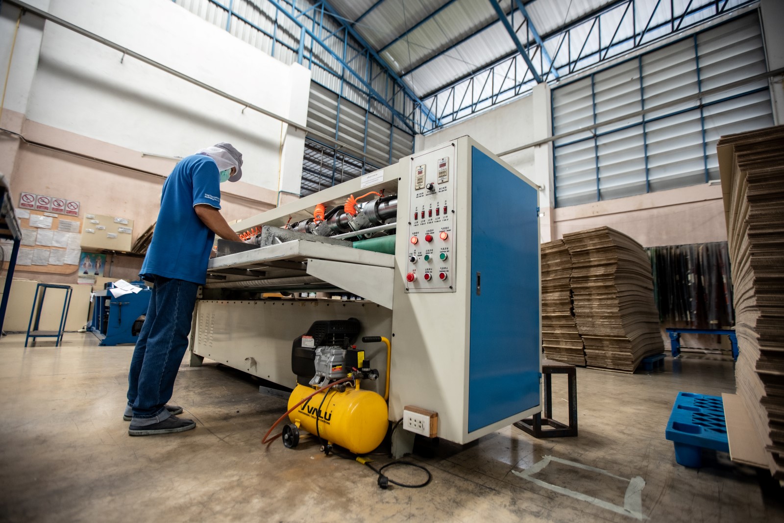 บริการซ่อมบำรุงแม่พิมพ์ถุง<br>พลาสติกฟรี <span>ตามเงื่อนไขบริษัทกำหนด</span>